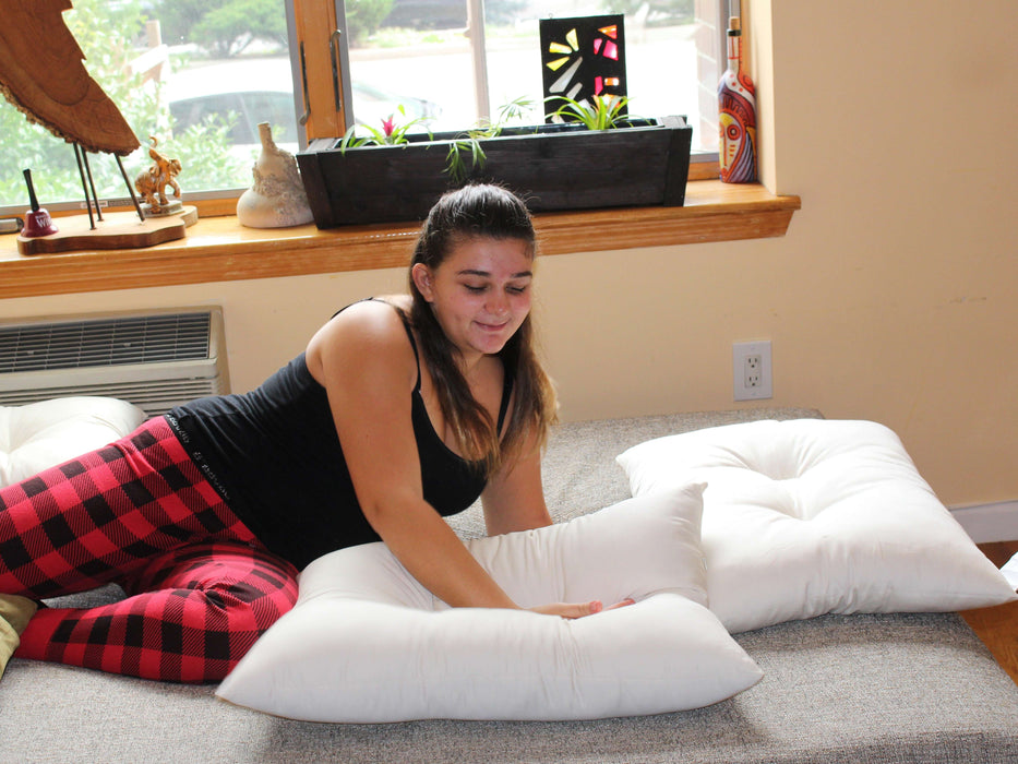 BuckWool Contour Pillow