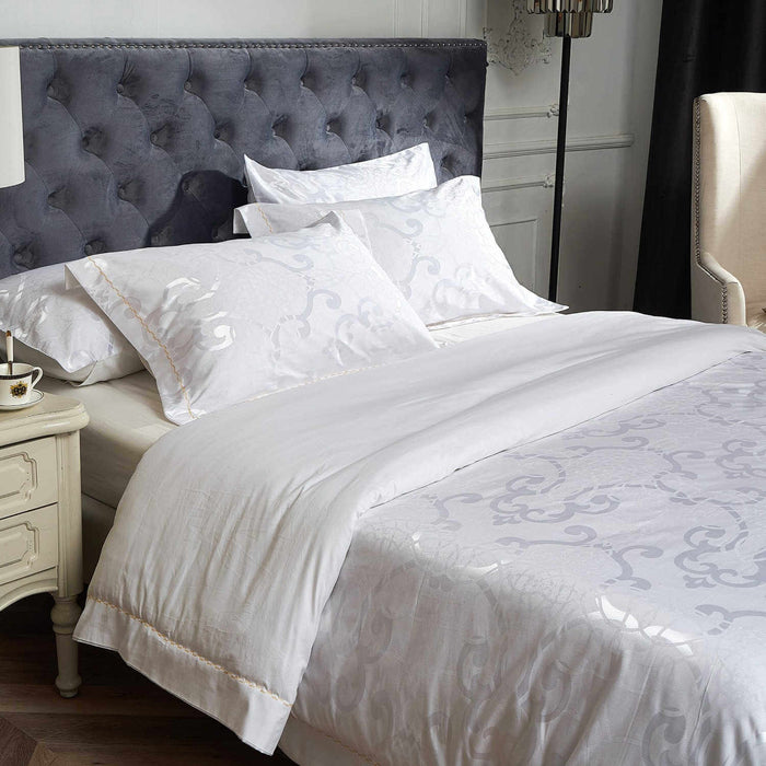DM806K | King Size Duvet Cover Set Jacquard Top & 100% Cotton Inside